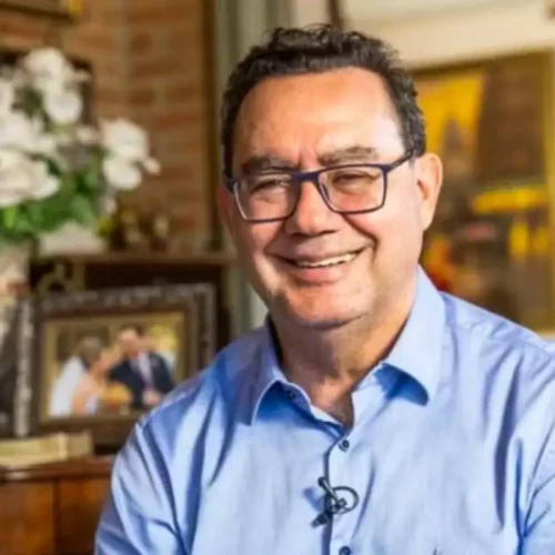 Augusto Cury propõe mandato de oito anos no STF e semipresidencialismo