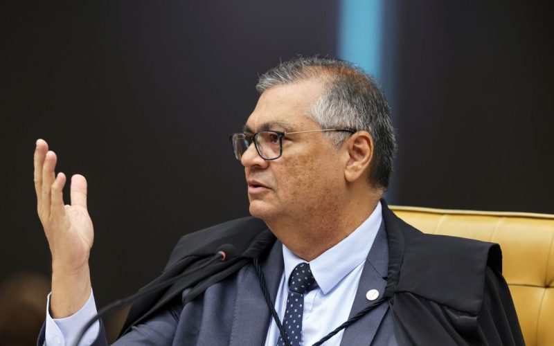 Dino determina fim do sigilo de investigações sobre o filme Dark Horse