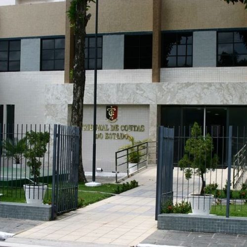 TCE-PB reprova contas de municípios paraibanos por excesso de gastos com festividades e falta de licitação; saiba quais