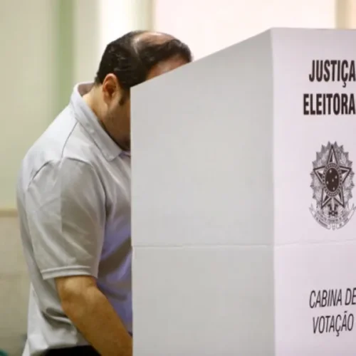 Nordeste é a região que mais confia na urna eletrônica, aponta Genial/Quaest