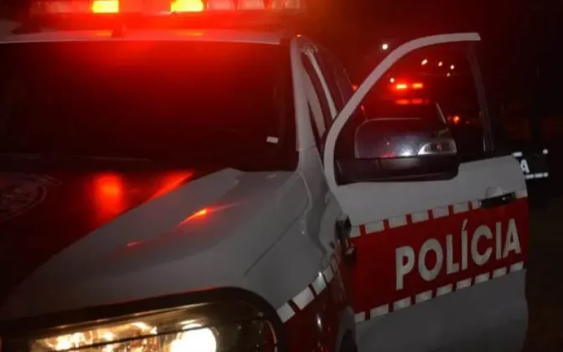 Mulher é morta a tiros dentro de casa na frente dos filhos e do irmão em Itabaiana